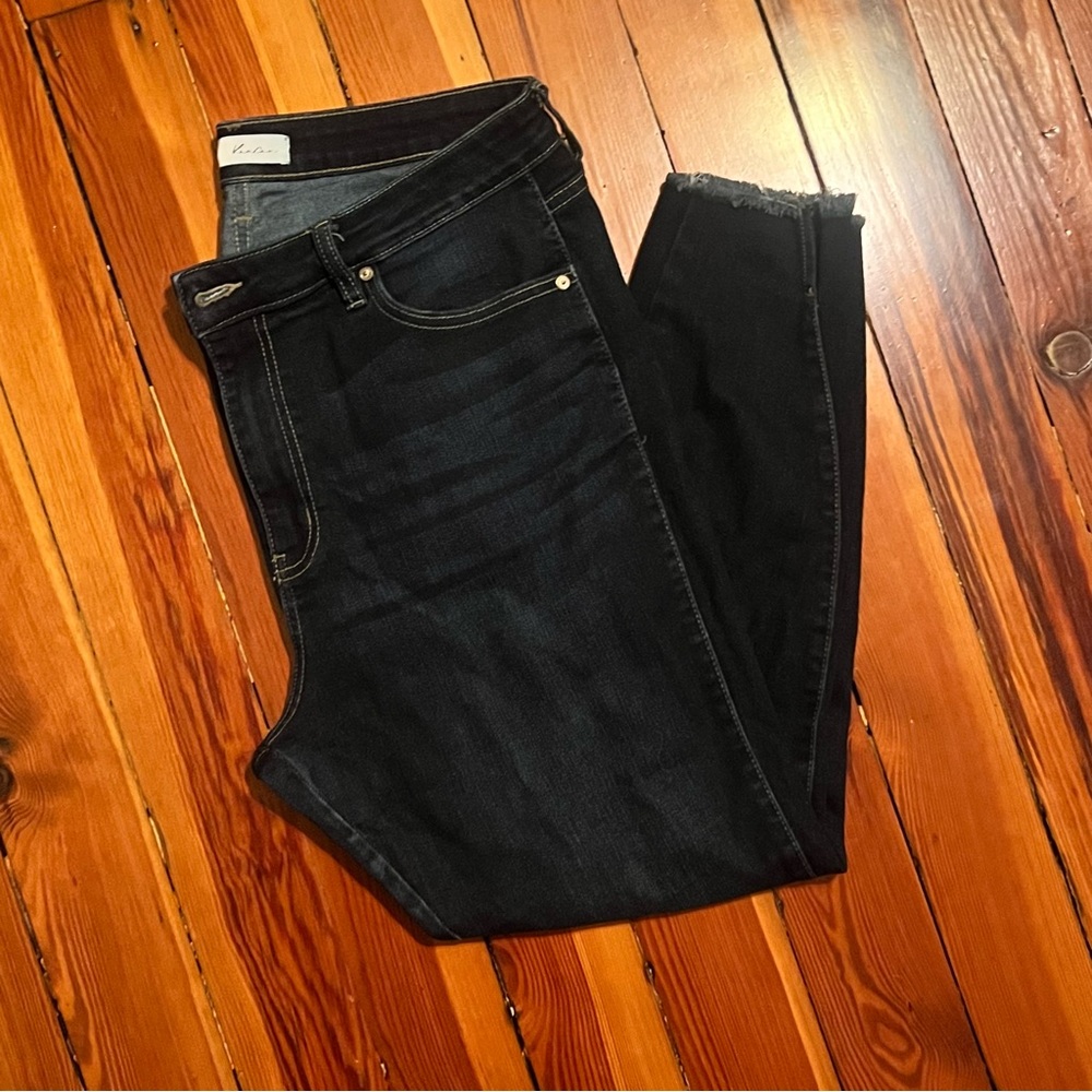 KanCan Ankle Cropped Jeans